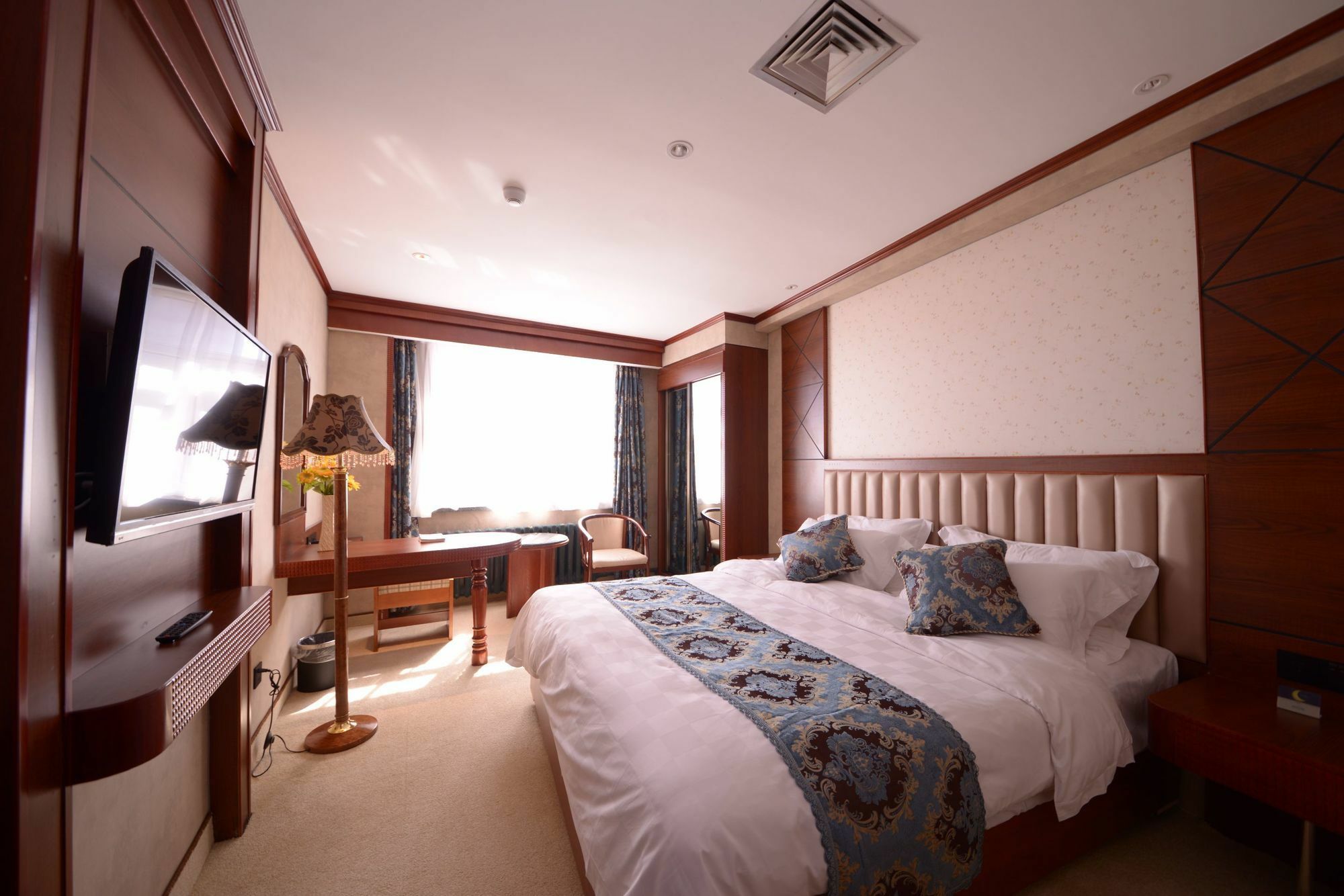 Harbin Bremen Train Station Hotel Eksteriør bilde