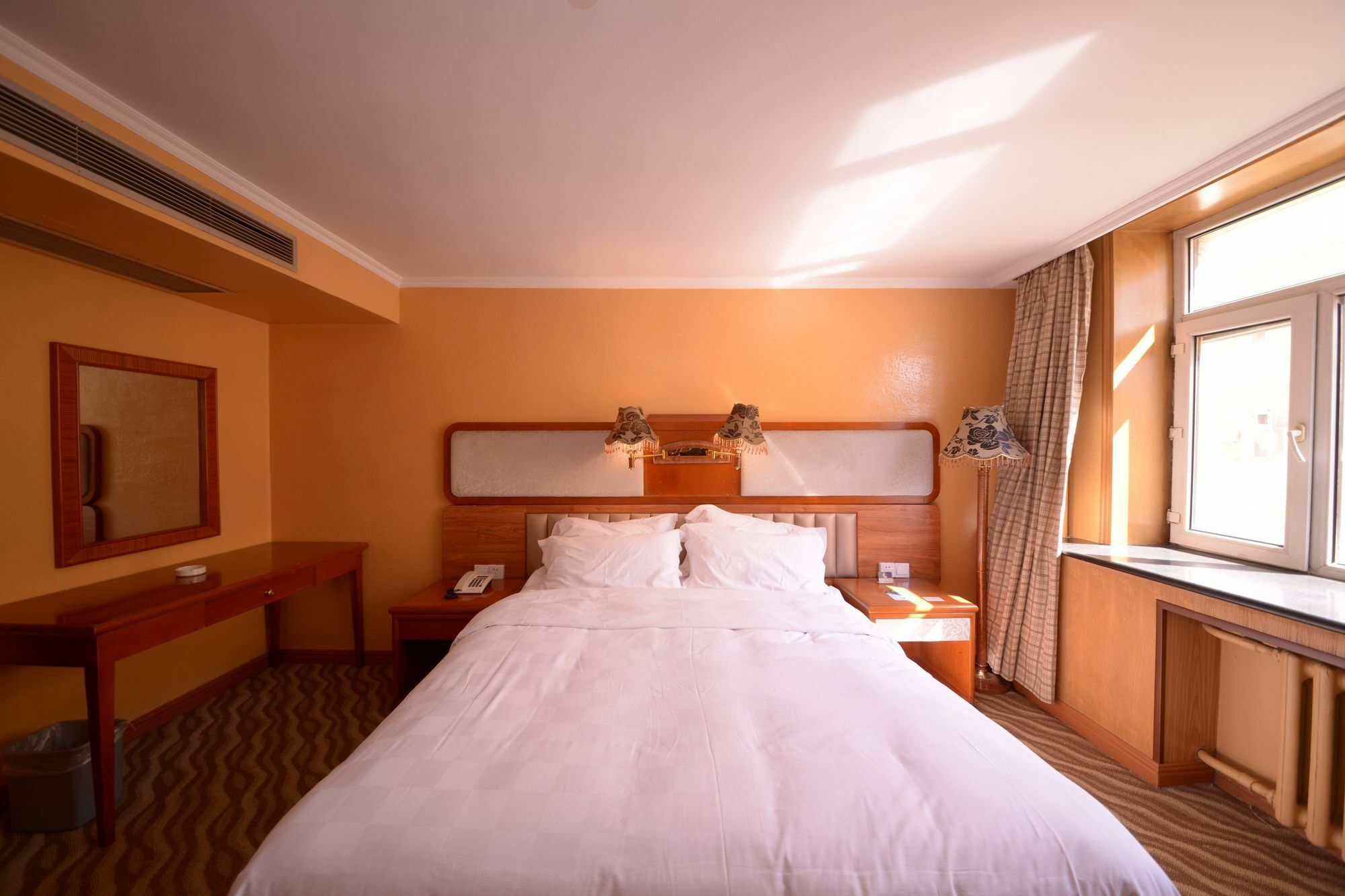 Harbin Bremen Train Station Hotel Eksteriør bilde