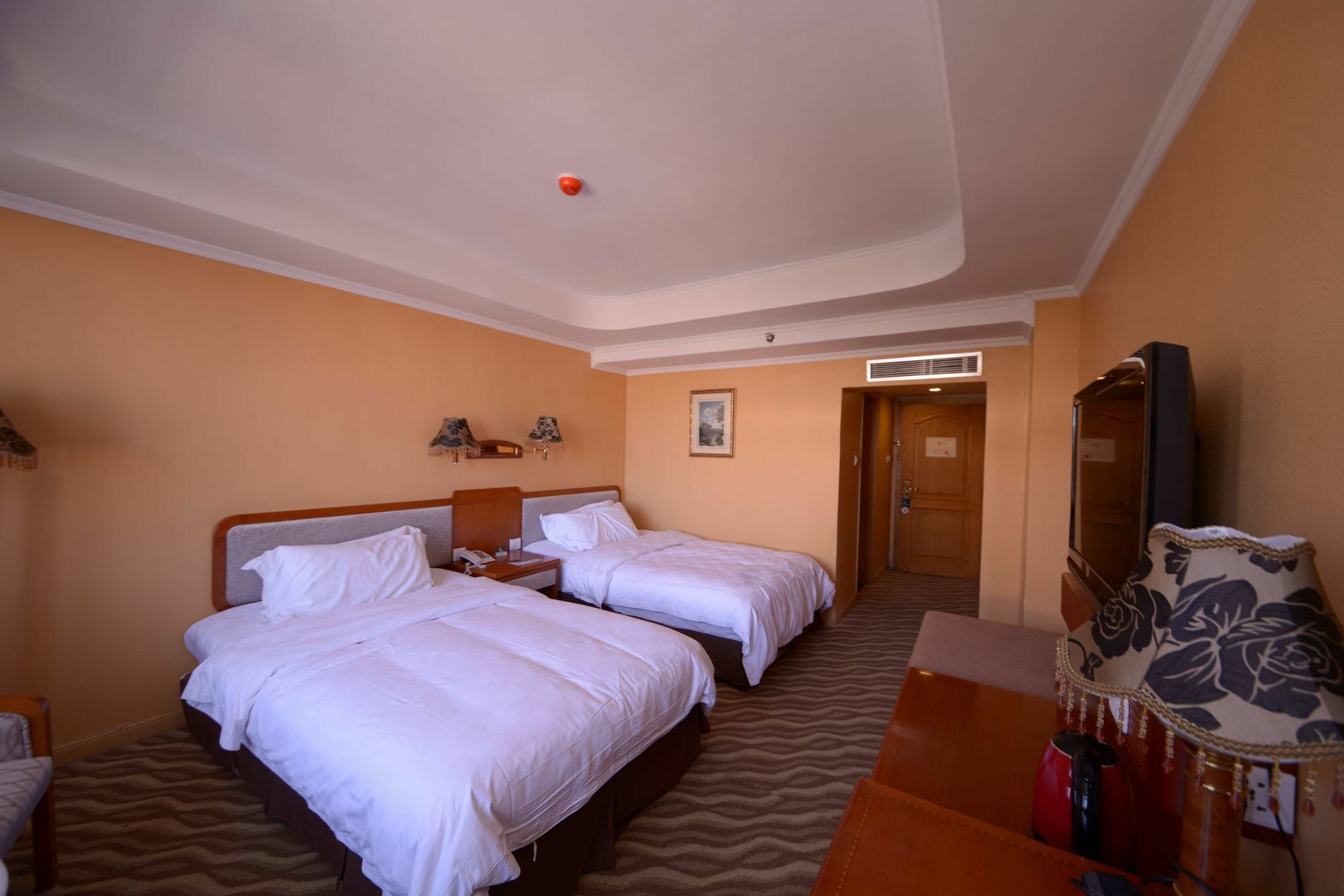 Harbin Bremen Train Station Hotel Eksteriør bilde